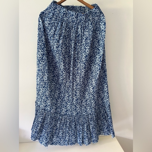 Zara Dresses & Skirts - Zara maxi skirt pleated size M